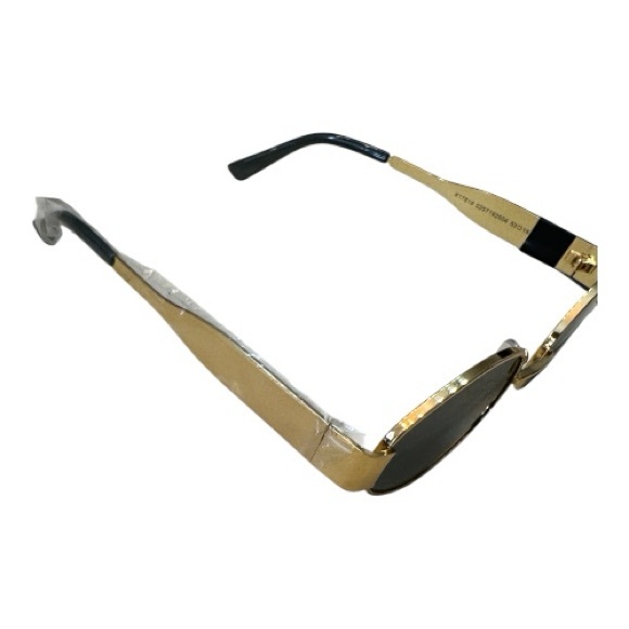 Steve Madden Gold and Black Sunglasses - Picture 7 of 11